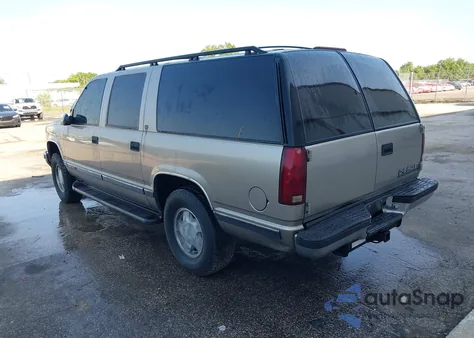 1999 Chevrolet Suburban 1500 Lt из США, поврежденный, VIN 3GNFK16R2XG224965